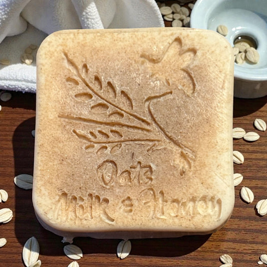 Golden Oats Gentle Moisturizing Bar